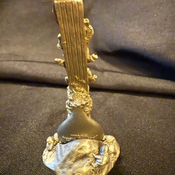 Set of 2 Fort Pewter Christmas spoons with Pewter stands - Picture 8 of 11